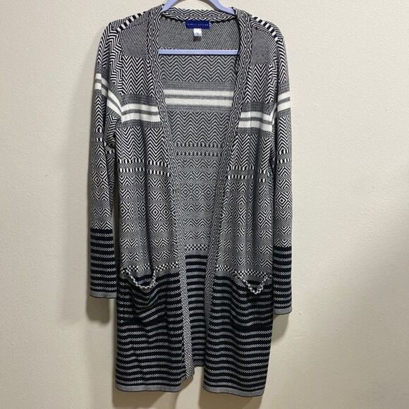 Simply Styled by Sears Black & White Geometric Open Cardigan Sweater M - Picture 2 of 14